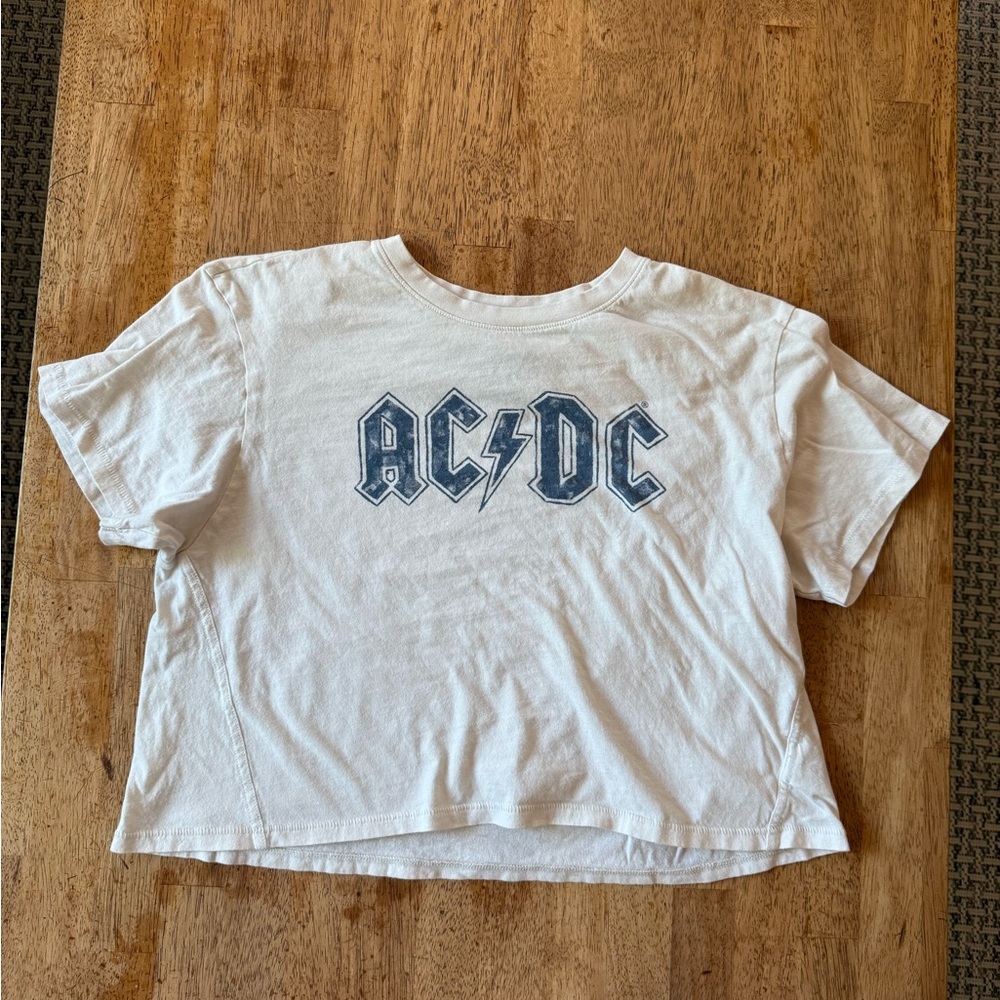 American Eagle Outfitters White Short Sleeve Tee